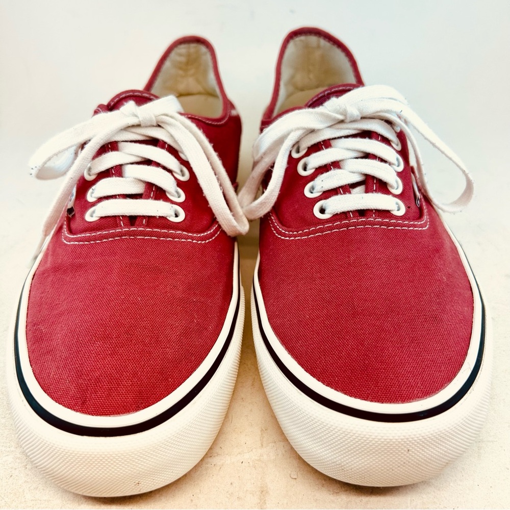 Vans Unisex Salt Wash Red Canvas Classic Lace Up Sneakers Size M 10.5 W 12 Eu 44 - Picture 2 of 11